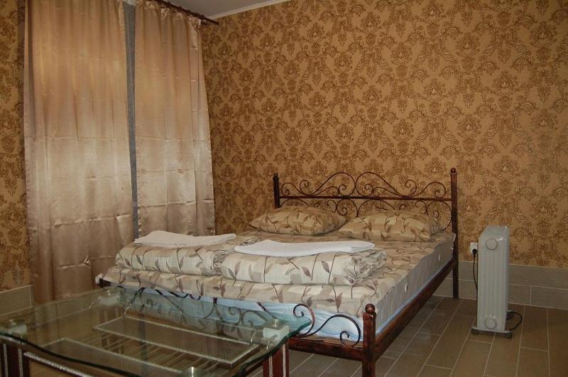 Apartment On Stepana Bandery 37 Постійне Електропостачання Lviv Eksteriør billede