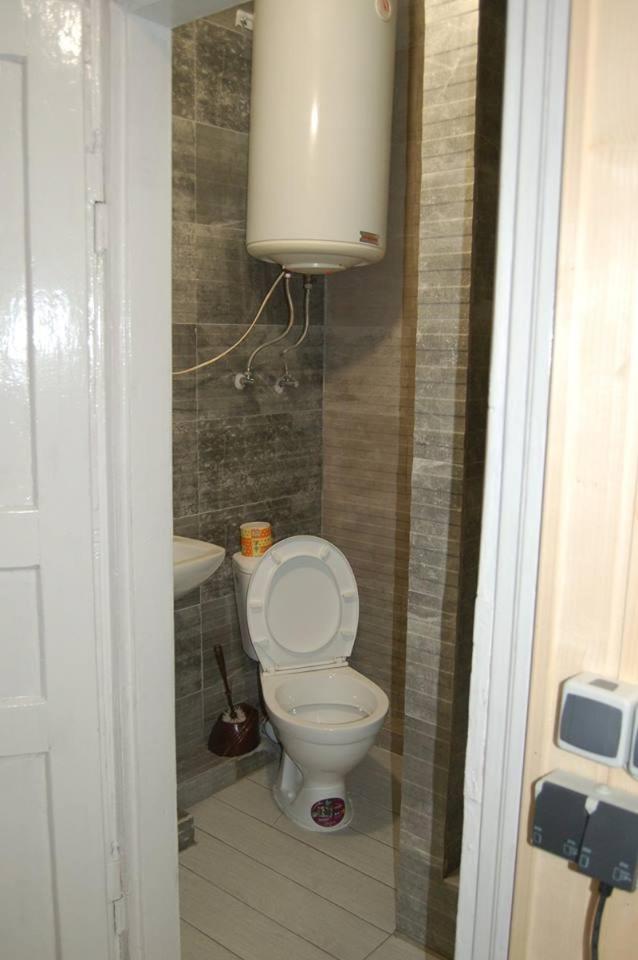 Apartment On Stepana Bandery 37 Постійне Електропостачання Lviv Eksteriør billede